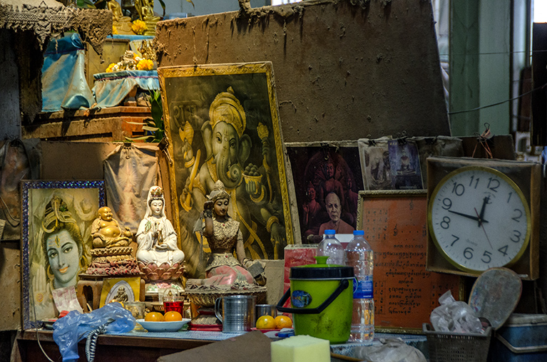 Shrine Flower Market